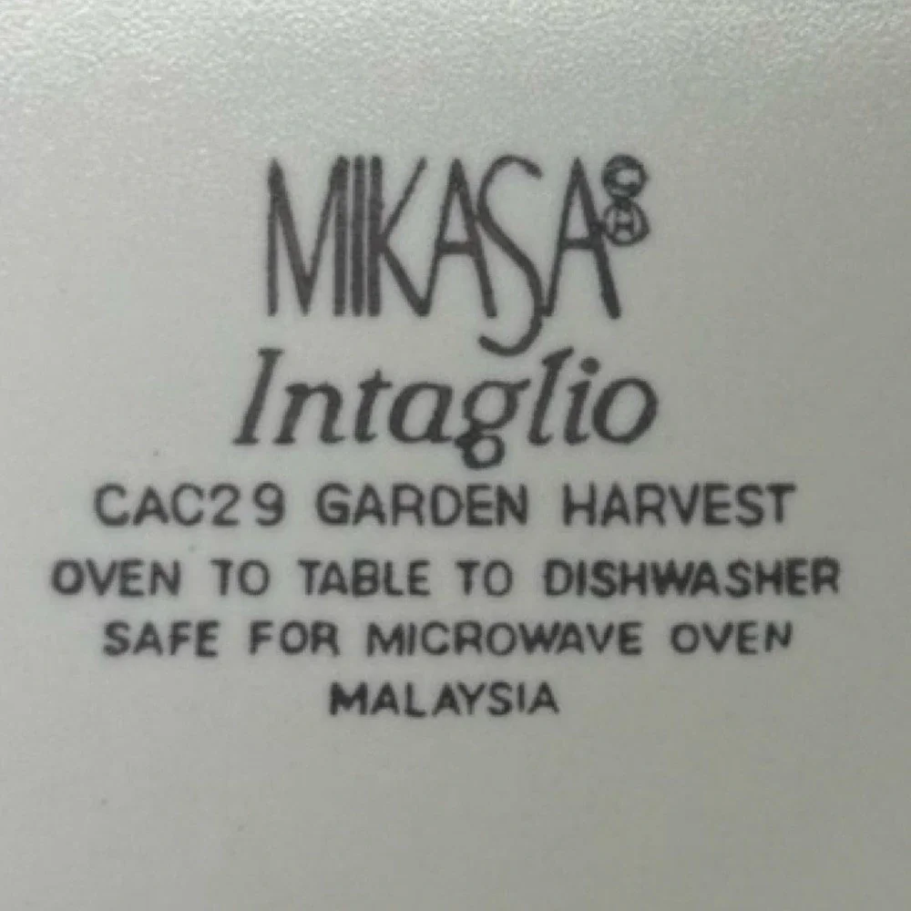 Mikasa Intaglio Garden Harvest CAC29‎ Serving Platter 15
